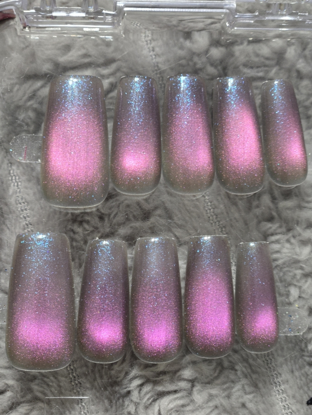 Iridescent Cateye Pink-to-purple Acrylic Press-On Nails, Medium Length coffen
